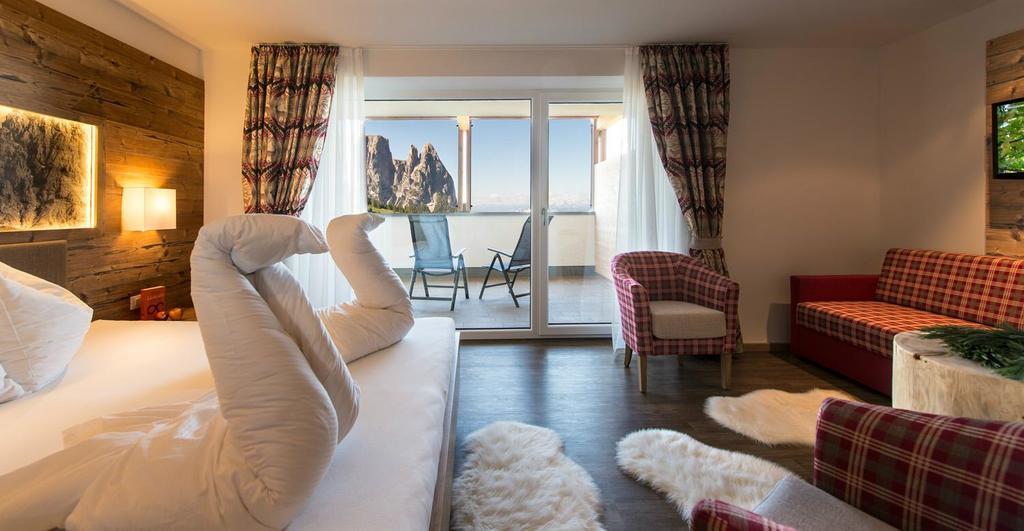 Hotel Chalet Dolomites Alpe Di Siusi Room photo