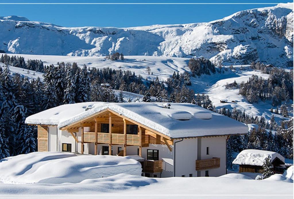 Hotel Chalet Dolomites Alpe Di Siusi Exterior photo